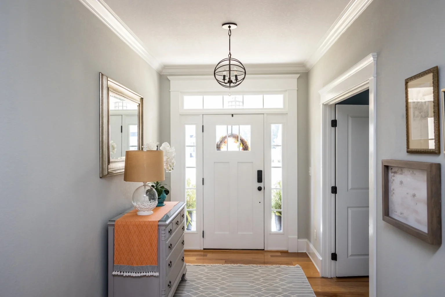foyer with new windows and doors 1536x1024 1